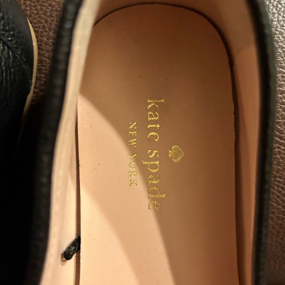 Kate Spade Carmen black leather loafer, size 8 - Picture 6 of 7